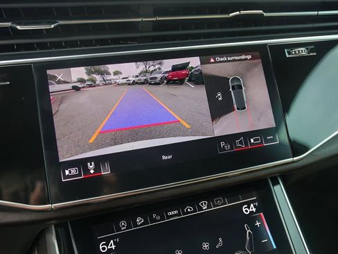 Used 2023 Audi Q8 Prestige image 17