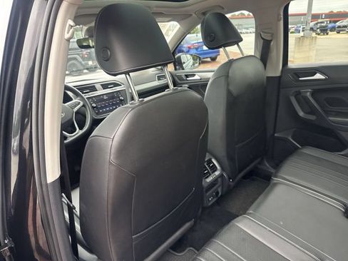 Used 2023 Volkswagen Tiguan SE FWD image 25