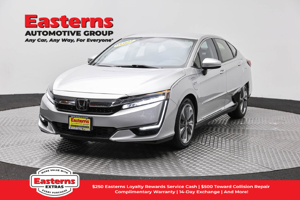 Used 2018 Honda Clarity Touring image 1