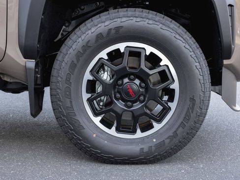 New 2026 Toyota Tacoma TRD Off-Road AWD/4WD image 4