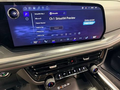 Certified 2025 Chevrolet Suburban RST w/ RST Capability Package AWD/4WD image 13