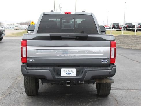 Used 2022 Ford F250 Platinum w/ FX4 Off-Road Package image 8