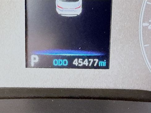 Used 2024 Toyota Corolla LE image 16