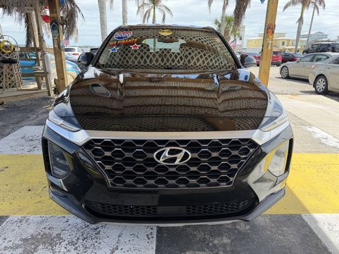 Used 2020 Hyundai Santa Fe SEL FWD image 2