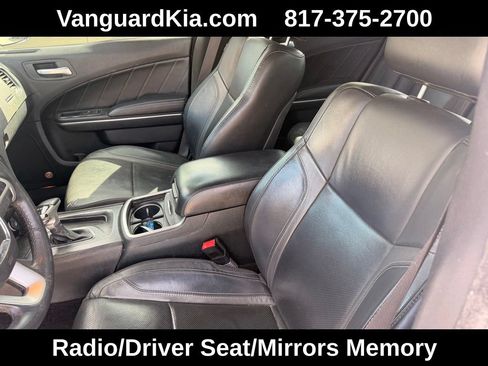 Used 2015 Dodge Charger R/T w/ Plus Group RWD image 13
