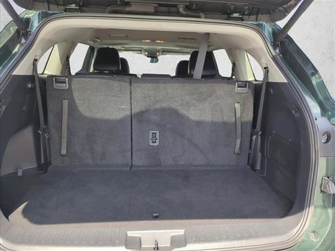 Used 2025 Toyota Highlander XLE AWD/4WD image 7