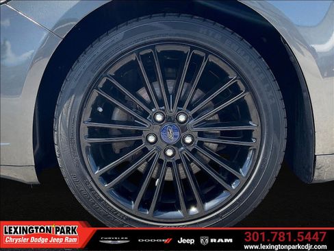 Used 2016 Ford Fusion Titanium AWD/4WD image 31