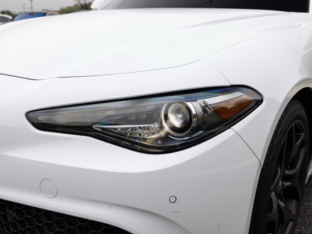Used 2022 Alfa Romeo Giulia Ti w/ Active Assist Plus Package RWD image 13