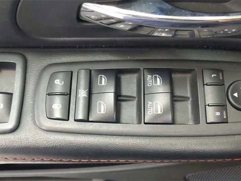 Used 2019 Dodge Grand Caravan GT image 40