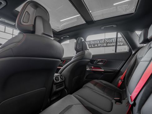 New 2025 Mercedes-Benz GLC 43 AMG 4MATIC image 26