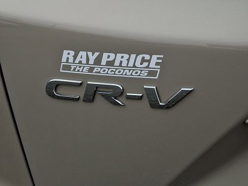 Used 2019 Honda CR-V Touring image 30