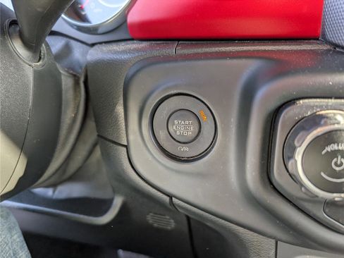 Used 2020 Jeep Gladiator Rubicon image 24