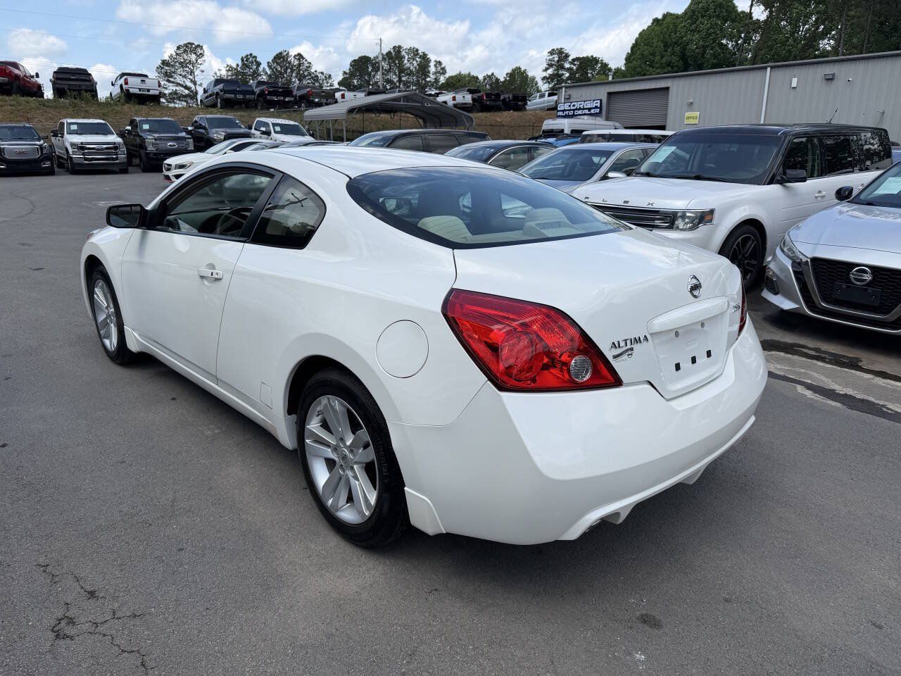 Used 2011 Nissan Altima 2.5 S w/ Convenience Pkg FWD image 8