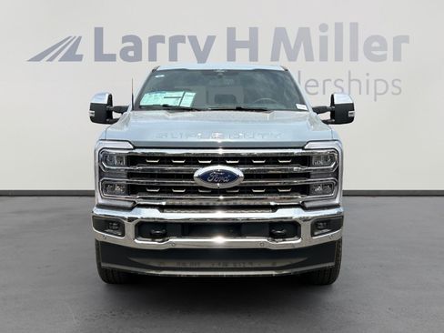 New 2026 Ford F250 King Ranch w/ Chrome Package AWD/4WD image 8