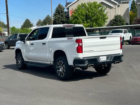 Used 2019 Chevrolet Silverado 1500 LT Trail Boss AWD/4WD image 7