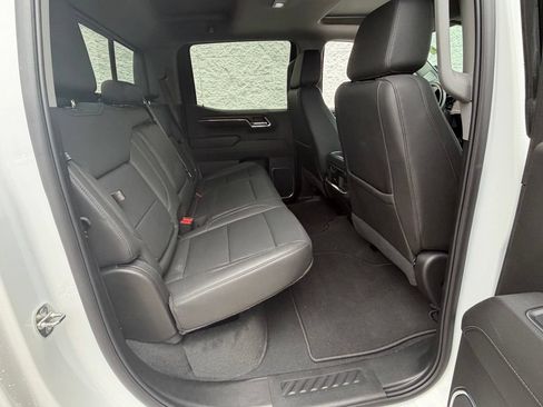 Used 2024 GMC Sierra 1500 SLT w/ SLT Convenience Package AWD/4WD image 6