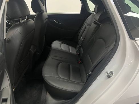 Used 2019 Hyundai Elantra GT w/ Style Package 02 FWD image 27