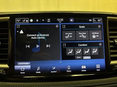 Used 2021 Chrysler Pacifica Touring-L w/ Uconnect Theater Family Group AWD/4WD image 18