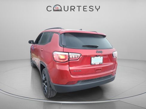 New 2026 Jeep Compass Latitude w/ Quick Order Package 29K AWD/4WD image 3