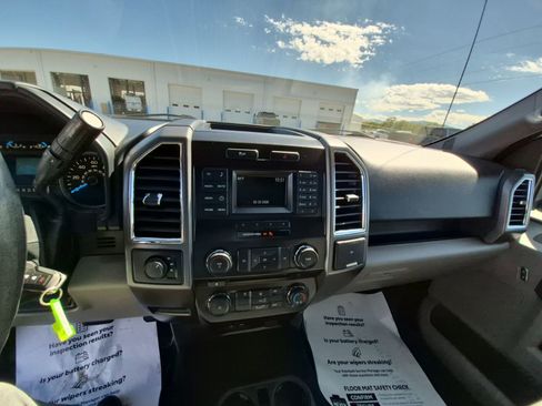 Used 2015 Ford F150 XLT image 21
