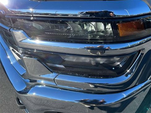 New 2026 RAM 3500 Tradesman image 9