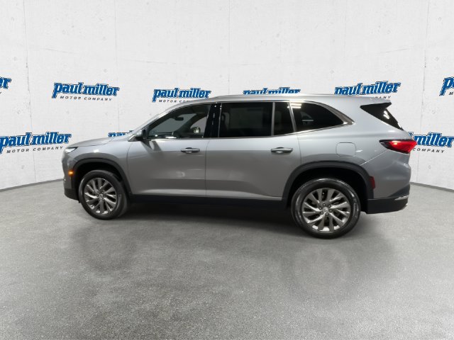 Used 2026 Buick Enclave Preferred w/ Power Package FWD image 7