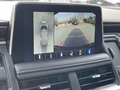 Used 2024 Chevrolet Tahoe Z71 w/ Z71 Off-Road Package image 28