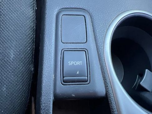 Used 2015 Nissan Rogue S w/ Convenience Package AWD/4WD image 21