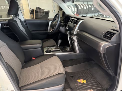 Used 2022 Toyota 4Runner SR5 image 20