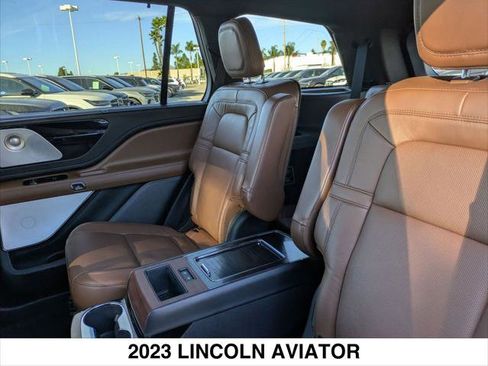 Used 2023 Lincoln Aviator Reserve w/ Equipment Group 201A image 23