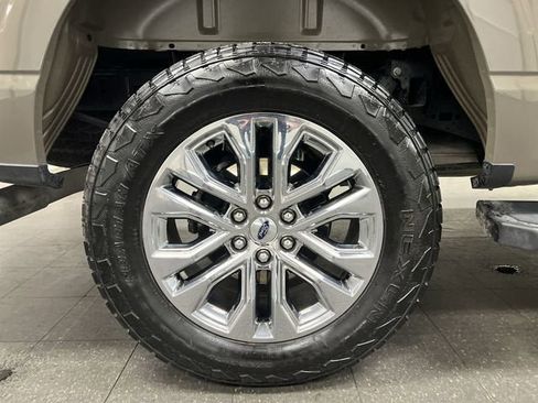 Used 2025 Ford F150 Lariat w/ Equipment Group 501A Mid image 33