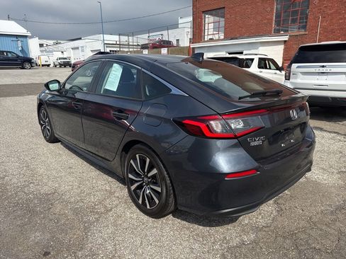 Used 2022 Honda Civic EX-L image 5