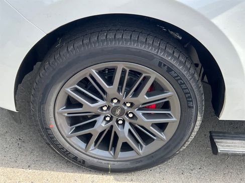 New 2025 Ford Expedition Max Platinum w/ Stealth Performance Package image 12