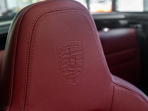 Certified 2024 Porsche 911 Targa 4 GTS image 33