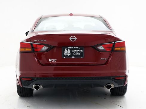 Used 2025 Nissan Altima 2.5 SR AWD/4WD image 8