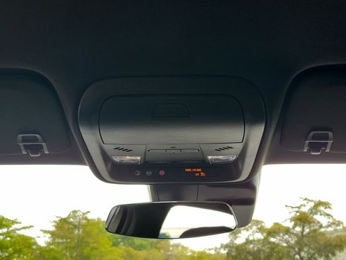 Used 2020 Cadillac XT4 Sport w/ LPO, Midnight Sport Package image 20