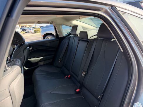 Used 2023 Acura TLX w/ Technology Package FWD image 10