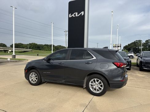 Used 2023 Chevrolet Equinox LT FWD image 30