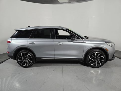 Certified 2023 Lincoln Corsair Reserve w/ Equipment Group 202A AWD/4WD image 3