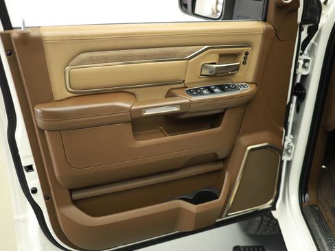 Used 2024 RAM 3500 Limited image 49