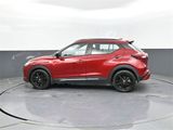 Used 2021 Nissan Kicks SR w/ SR Premium Package image 2