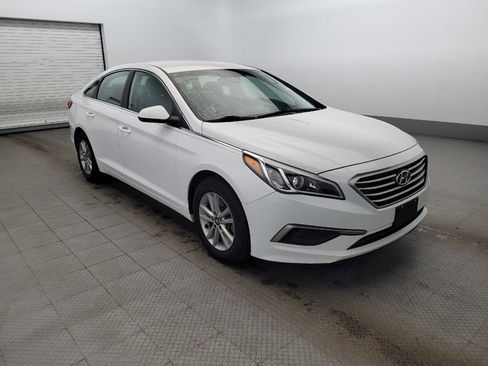 Used 2016 Hyundai Sonata SE image 13
