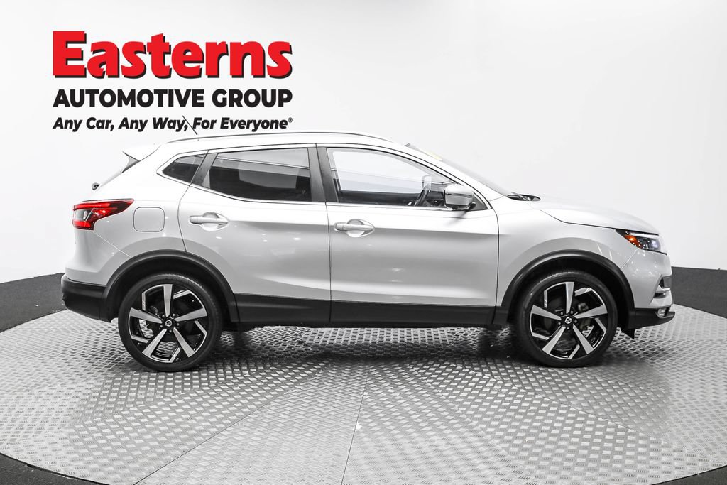 Used 2022 Nissan Rogue Sport SL w/ Premium Package AWD/4WD image 5