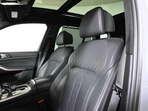 Used 2022 BMW X5 M50i w/ Executive Package AWD/4WD image 5