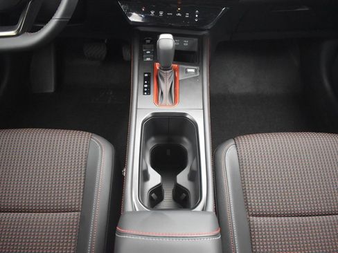 New 2026 Nissan Kicks SR FWD image 12