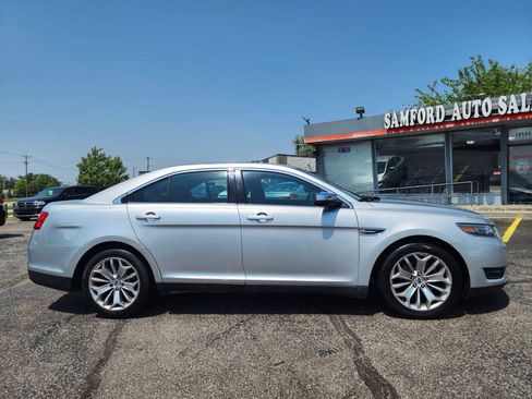 Used 2019 Ford Taurus Limited FWD image 9