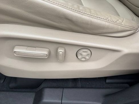 Used 2023 Honda Odyssey Touring image 25