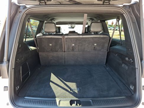 Used 2023 Jeep Wagoneer L Series II image 29