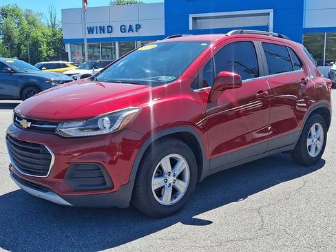 Certified 2019 Chevrolet Trax LT FWD image 3