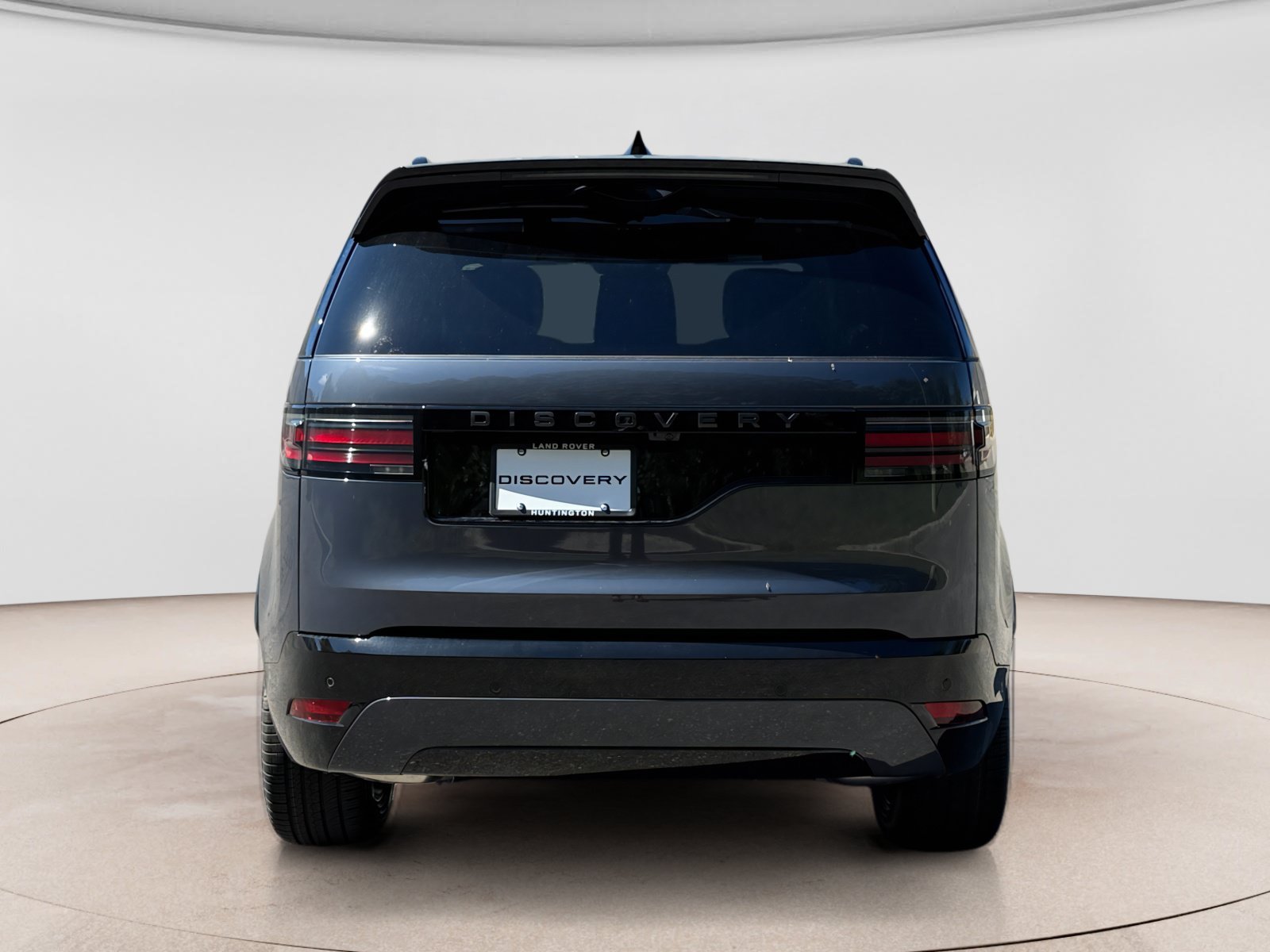 New 2026 Land Rover Discovery Dynamic SE AWD/4WD image 4